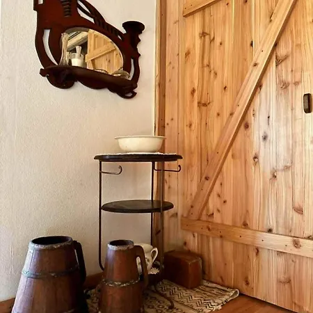 Feriehus Casa Da Tia'ana Santana (Azores)