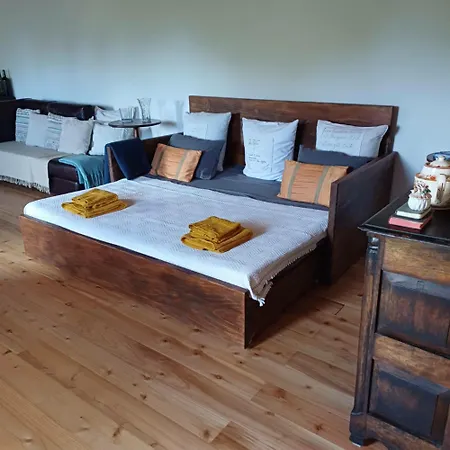 Feriehus Casa Da Tia'ana Santana (Azores)